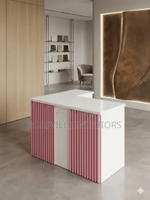 Luxury Wooden Office Table – Modern Executive Design 1.2m Office Table