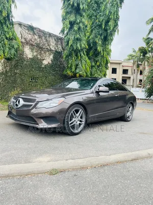 Mercedes-Benz E400 2015 Brown