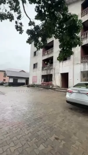 For Sale : Non Functional Apartment Hotel Near New Gra , Ph