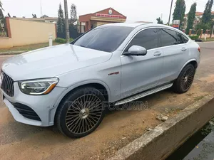 Mercedes-Benz GLC-Class 2021 Blue