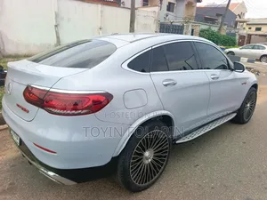 Mercedes-Benz GLC-Class 2021 Blue