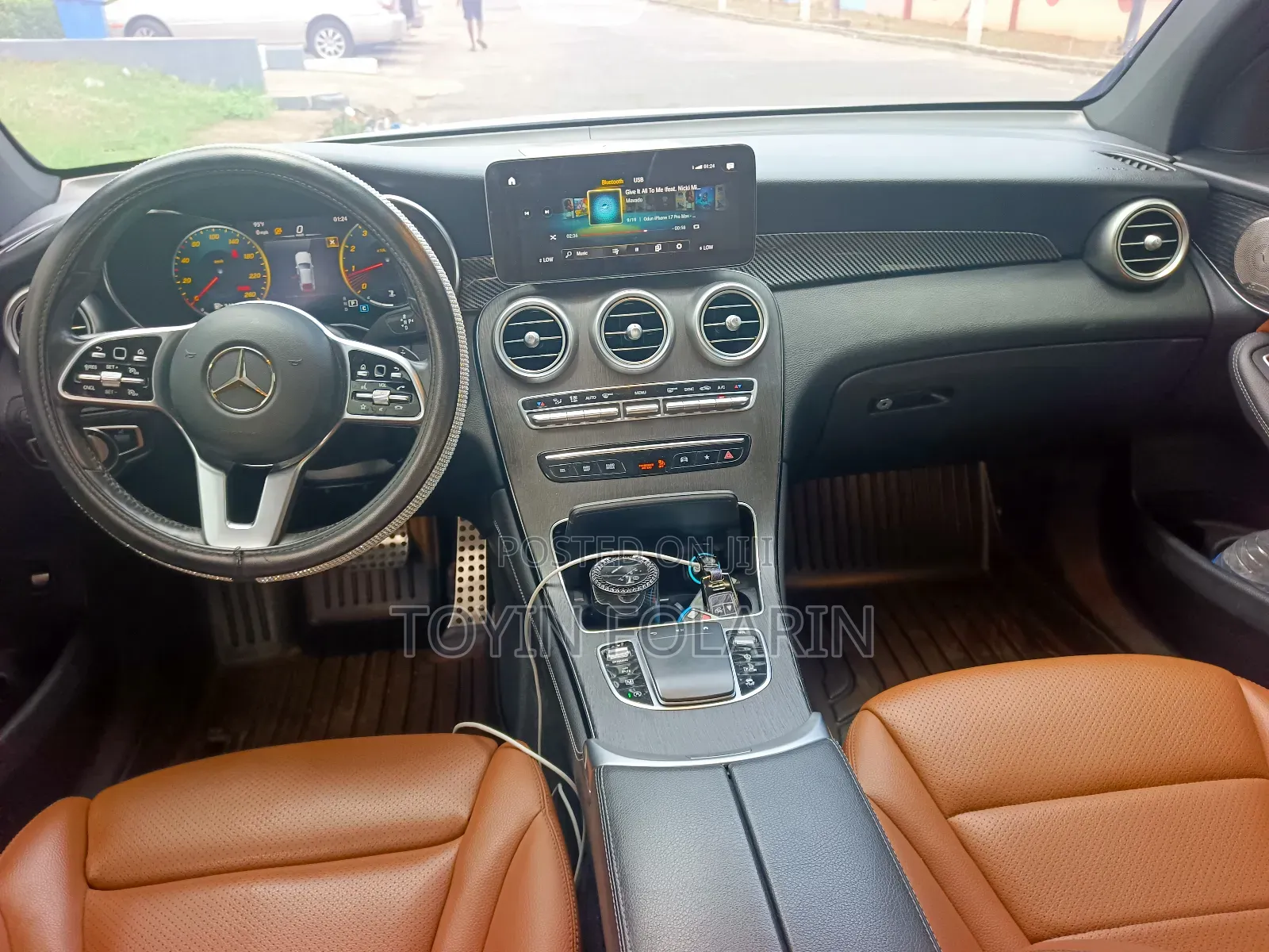 Mercedes-Benz GLC-Class 2021 Blue