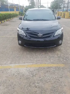 Toyota Corolla 2012 Black