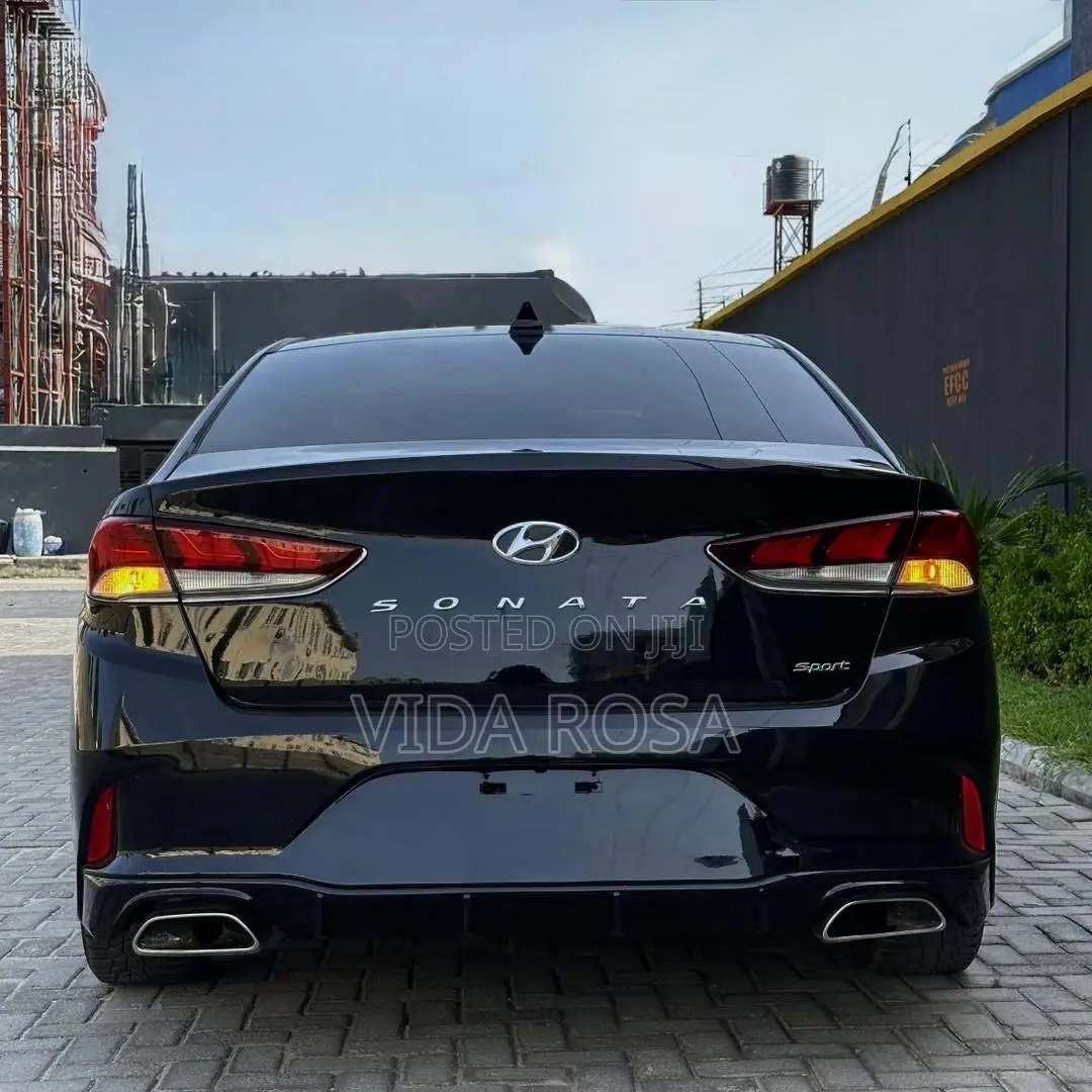 Hyundai Sonata Sport 2018 Black