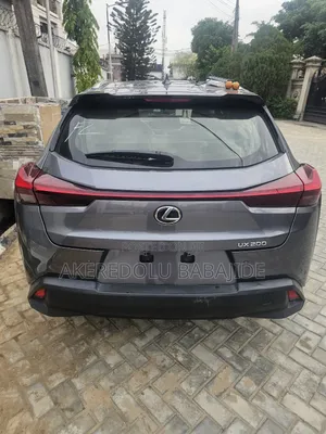 Lexus UX 200 2021 Gray