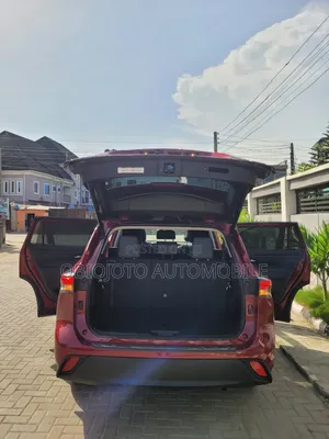 Toyota Highlander 2020 Red