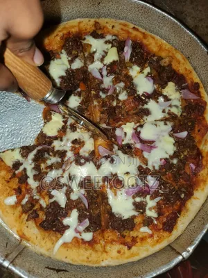 Pizzas Hot N Fresh