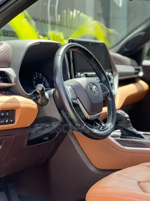 Toyota Highlander Platinum AWD 2020 Blue