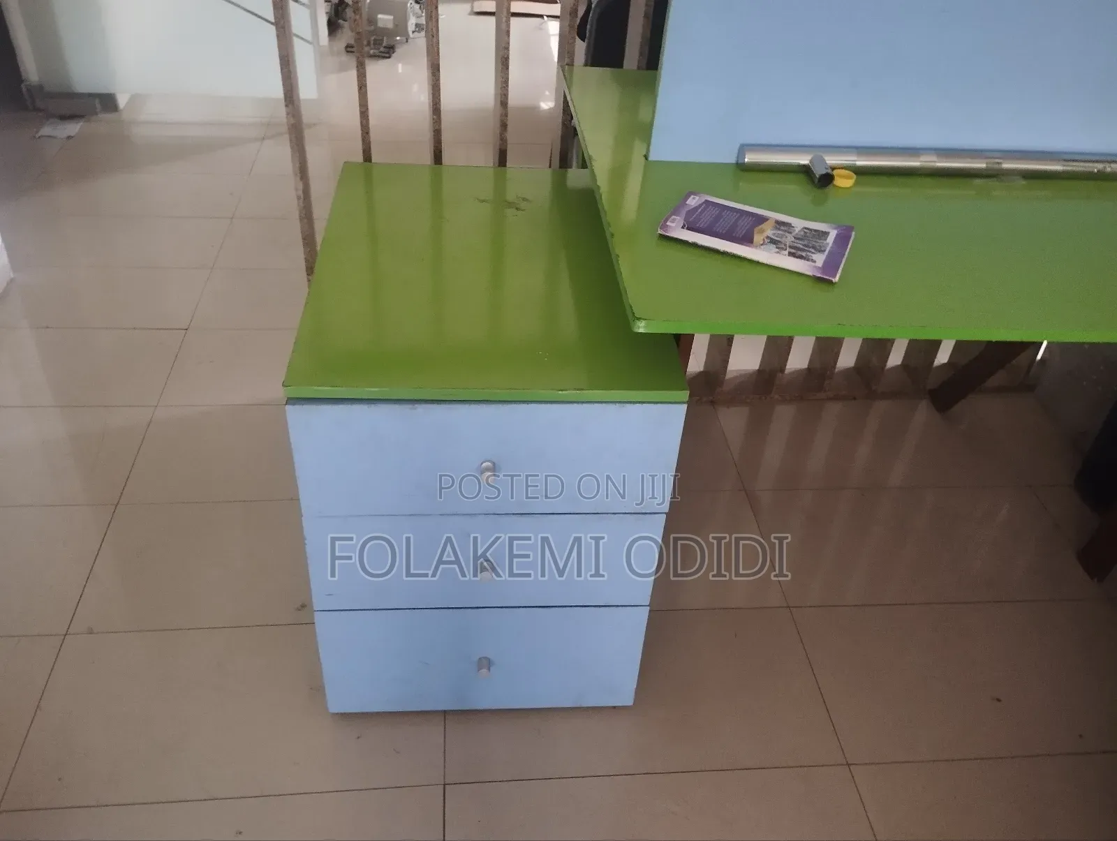 Two Man Work Desk With Two Face Drawer