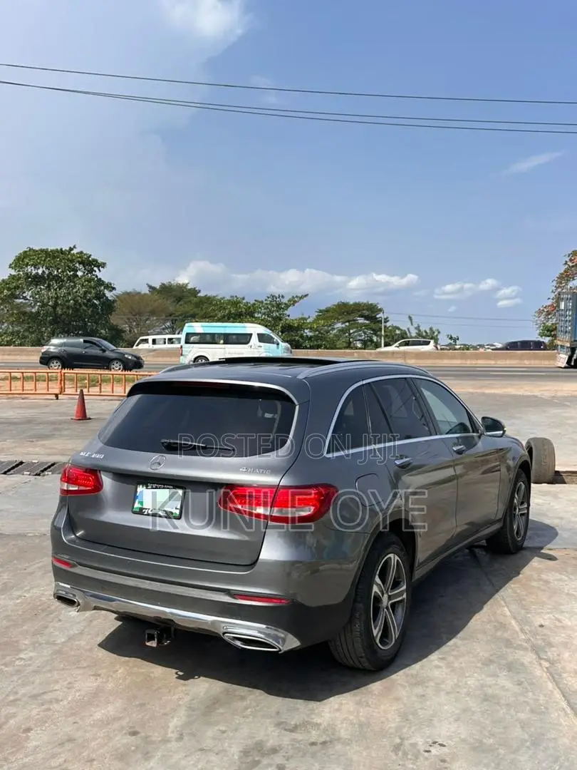 Mercedes-Benz GLC-Class 2016 Gray