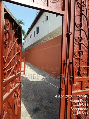 2bdrm Block of Flats in United Estate, Sangotedo for rent