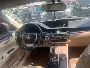 Lexus ES 350 FWD 2014 White