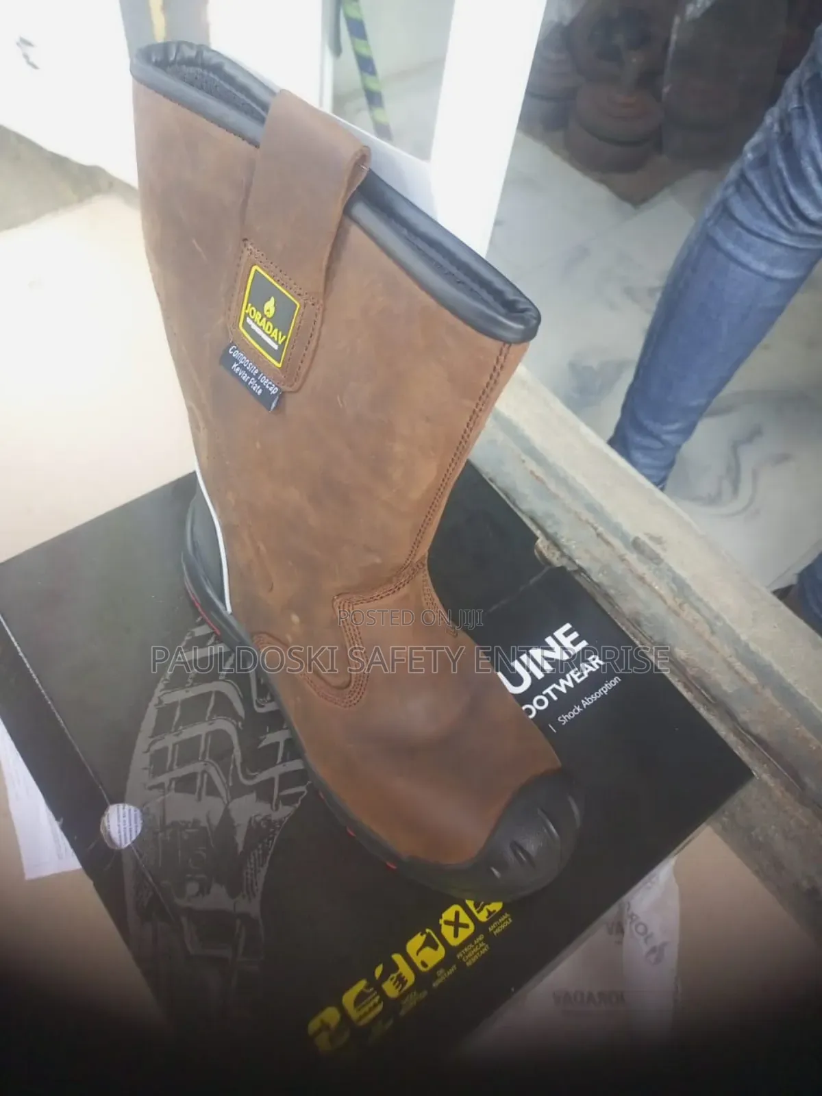 Joradav Boot