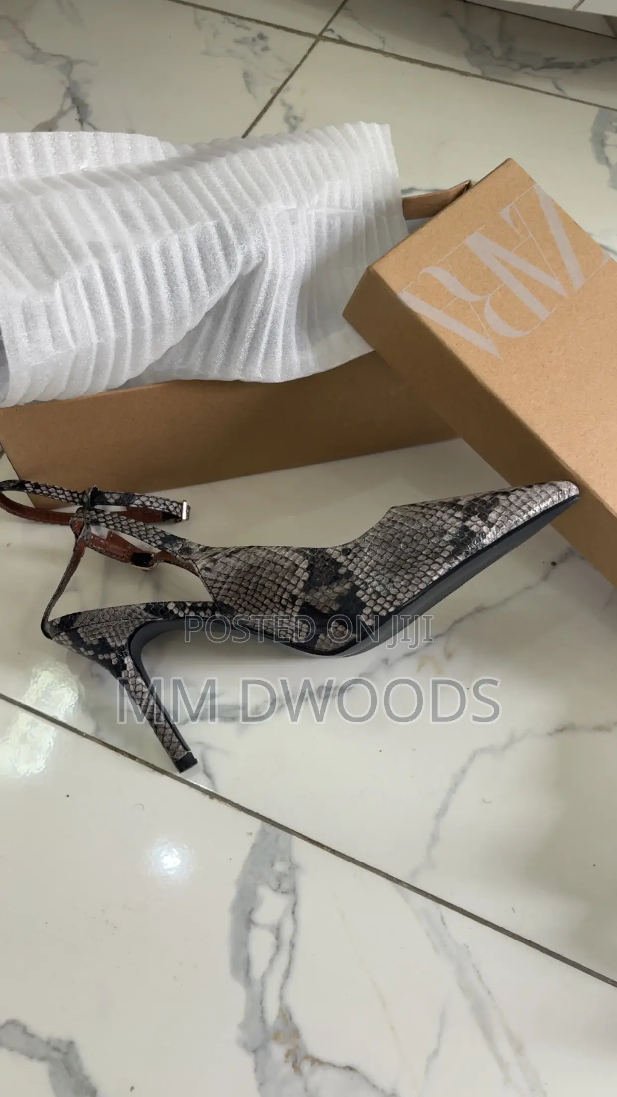 Heel Animal Shoe