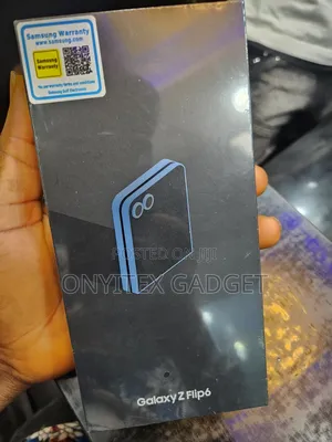 New Samsung Galaxy Z Flip6 256 GB Blue