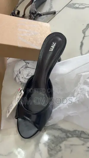 Brand New Mule Shoe