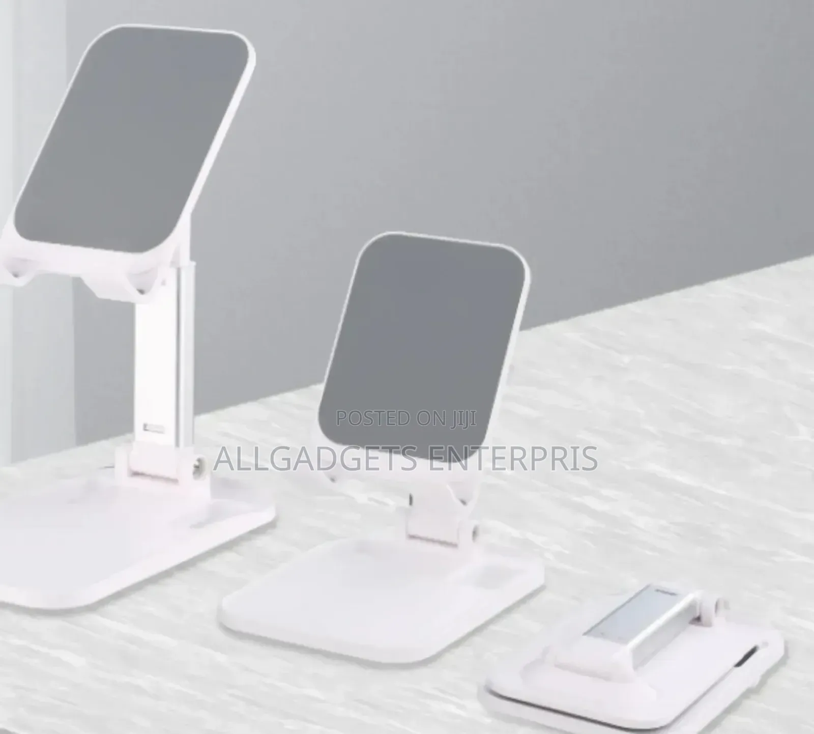 Universal Fordable Phone Stand