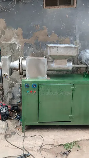 Plodder Machine