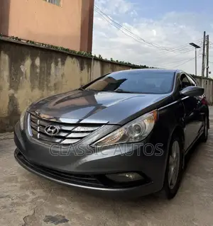Hyundai Sonata 2011 Gray