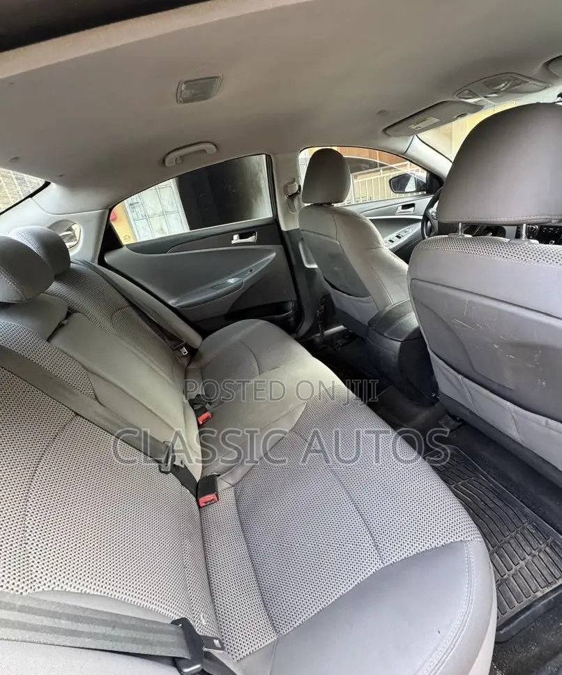 Hyundai Sonata 2011 Gray