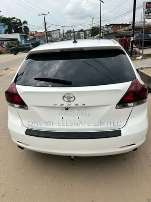 Toyota Venza 2010 White