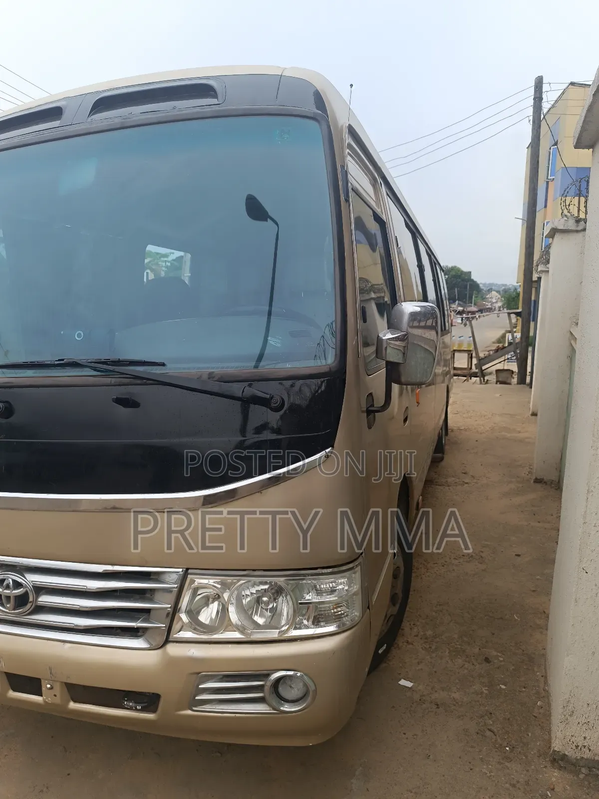 Toyota Coaster 2016 Gold