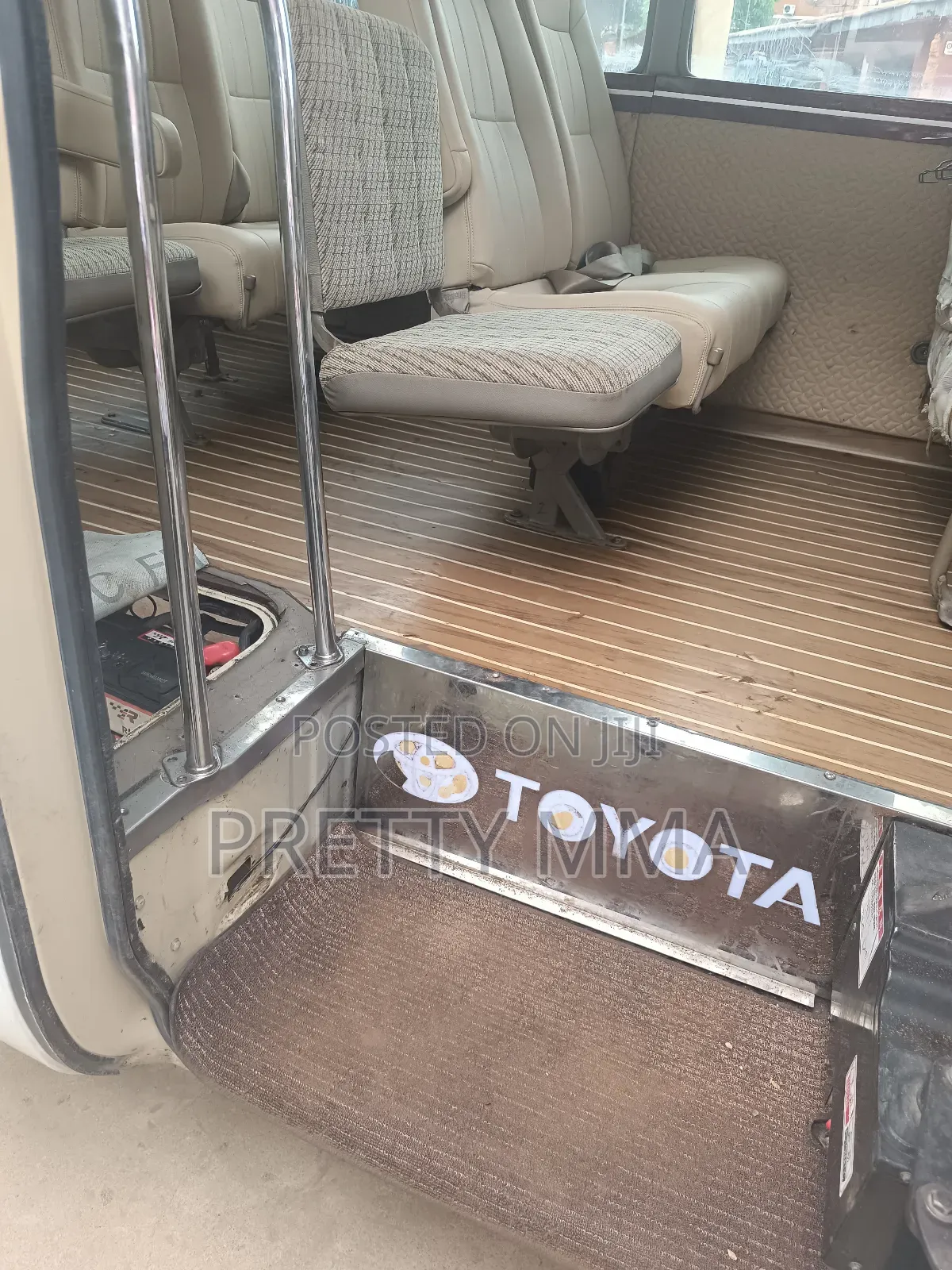 Toyota Coaster 2016 Gold