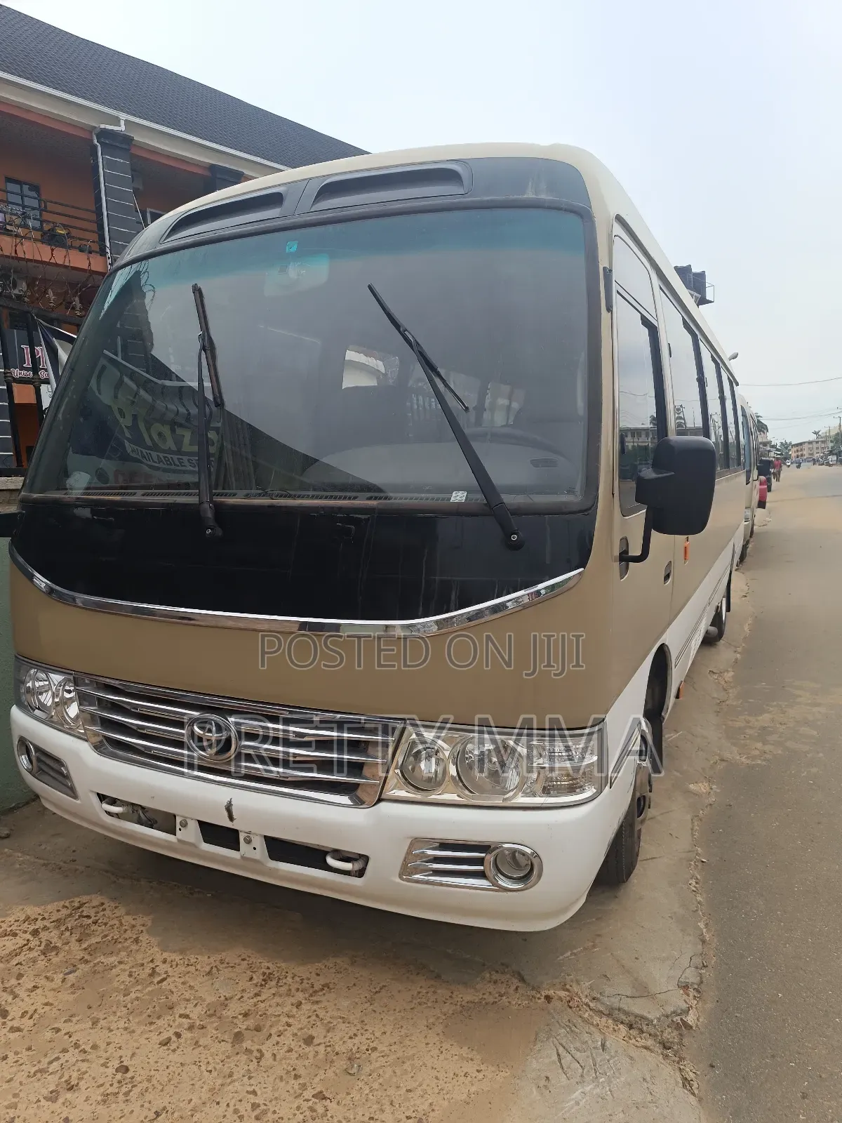 Toyota Coaster 2016 Gold