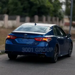 Toyota Camry SE Nightshade FWD 2020 Blue