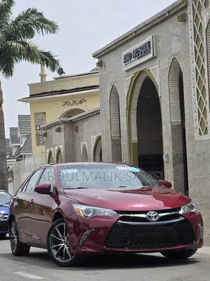 Toyota Camry 2015 Maroon