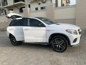Mercedes-Benz GLE-Class 2016 White