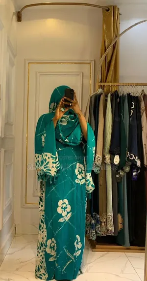 Free Size Gown