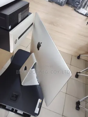 Desktop Computer Apple iMac Pro 8GB Intel Core i5 HDD+SSD 256GB