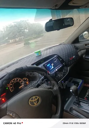 Toyota Camry SE 4dr Sedan (2.4L 4cyl 5A) 2006 Gold