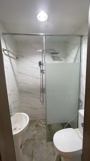 Fix Bathroom Glass Divider Wuse 2