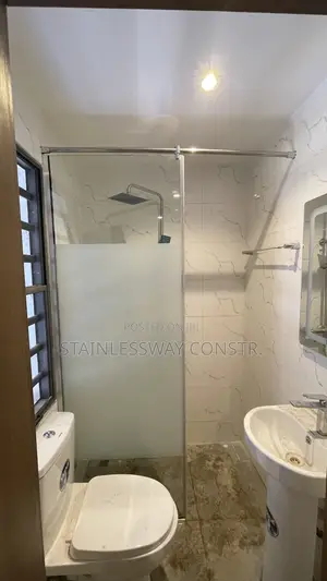 Shower Glass Space Divider