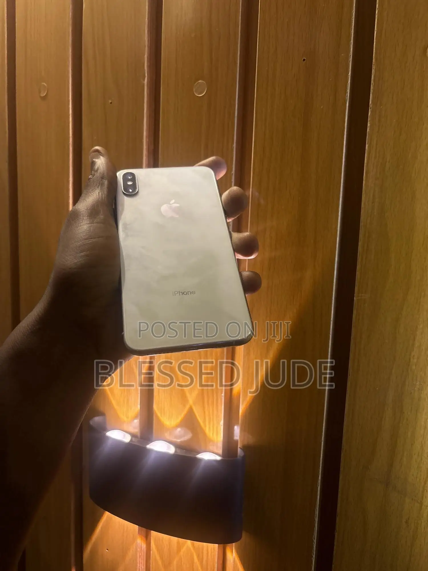 Apple iPhone XS Max 64 GB White