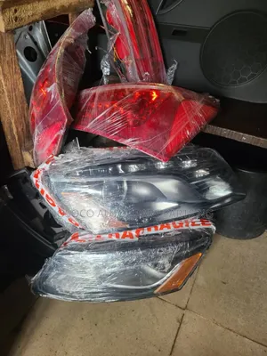 Front and Back Head Light Audi Q5 2010