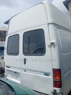 Ford Transit 2002 White