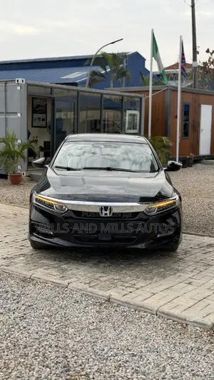 Honda Accord LX (1.5L 4cyl Turbo CVT) 2019 Black
