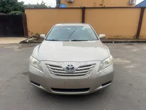 Toyota Camry LE 4dr Sedan (2.4L 4cyl 5A) 2007 Gold