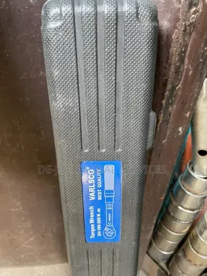 Varlsco Torque Wrench 3/4 Drive 100 - 500 N.M