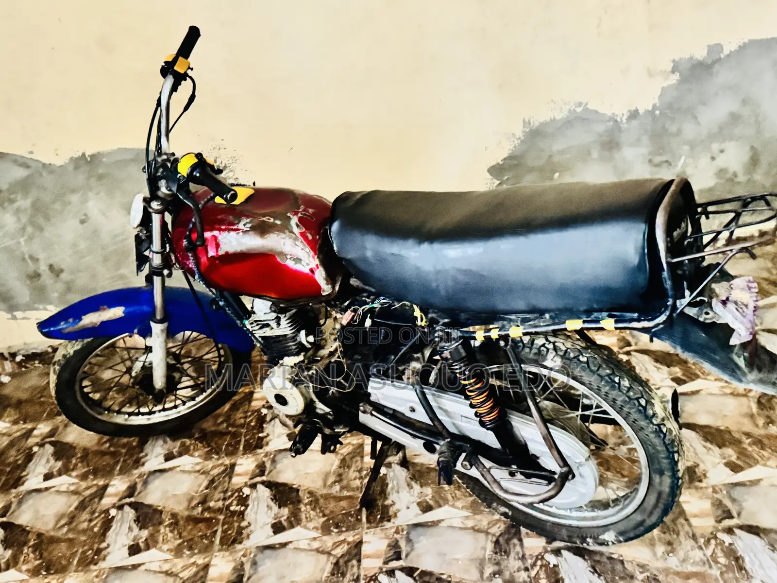 Bajaj RE 2020 Black