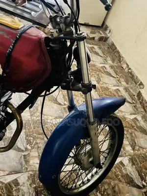 Bajaj RE 2020 Black