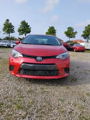 Toyota Camry LE 4dr Sedan (2.5L 4cyl 6A) 2016 Red