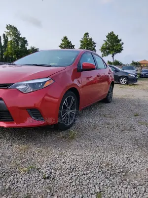 Toyota Camry LE 4dr Sedan (2.5L 4cyl 6A) 2016 Red