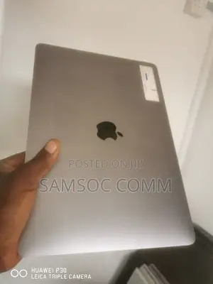 Laptop Apple MacBook Air 2020 M1 8GB Intel Core i5 SSD 256GB