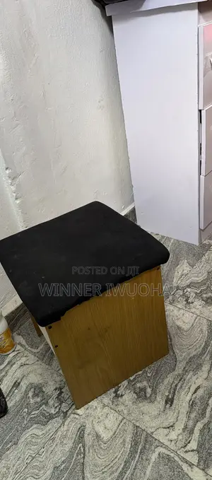 Upholstery Chair