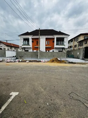 4bdrm Apartment in Magodo, GRA Phase 1 for sale