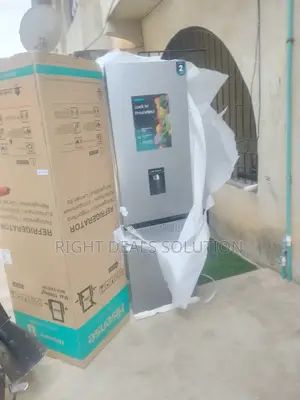 Stylish Spacious: Hisense 35dcb 350l Refrigerator